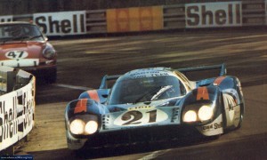 PORSCHE 917 LARROUSSE 1.jpg